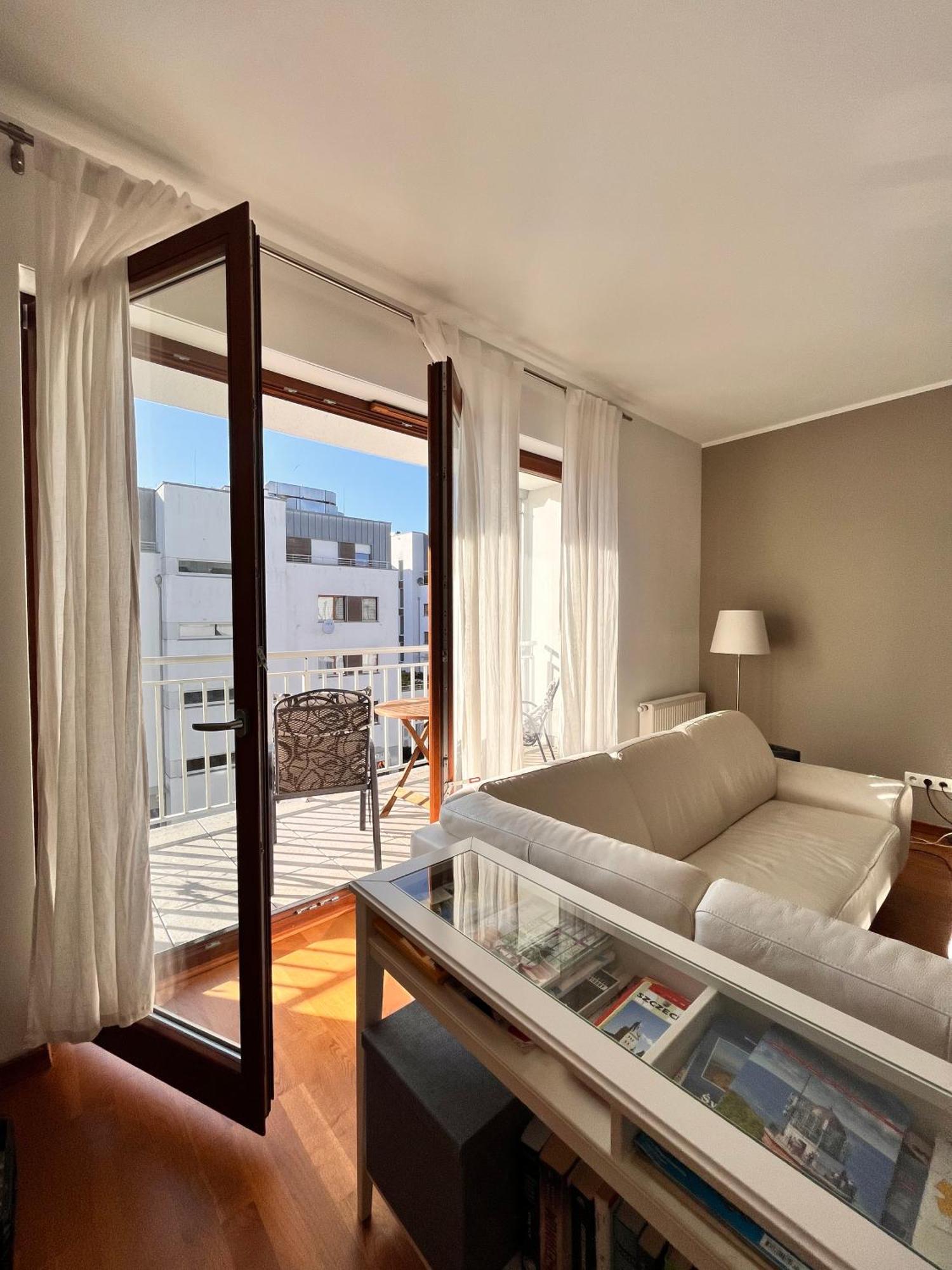 Mercury Two-Bedroom Apartment & Parking Swinoujscie Exterior photo